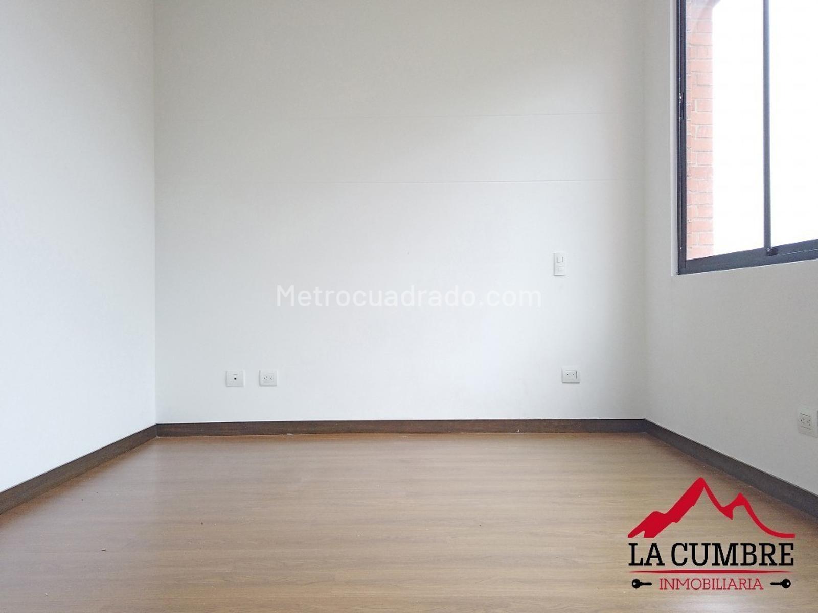 Casa de 3 alcobas en arriendo en San Lucas, Medellín, 186 m² · foto 8 de 10