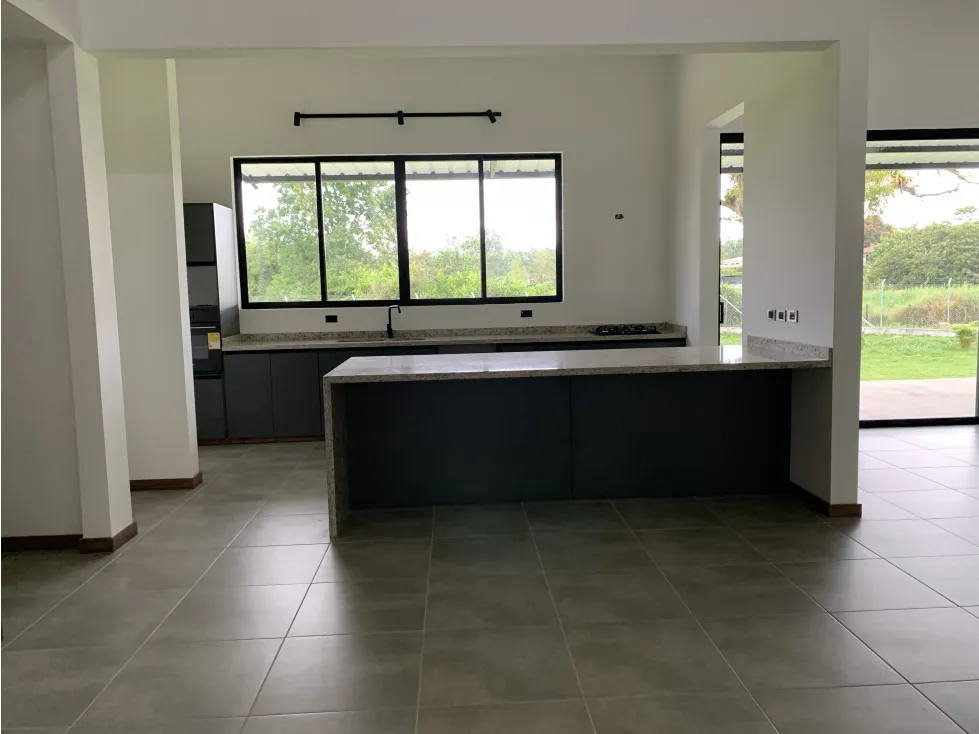 Casa de 5 alcobas en venta en Via El Eden, Armenia, 425 m² · foto 8 de 24