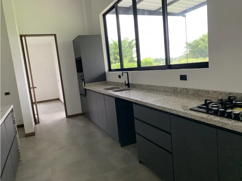 Casa de 5 alcobas en venta en Via El Eden, Armenia, 425 m² · foto 9 de 24