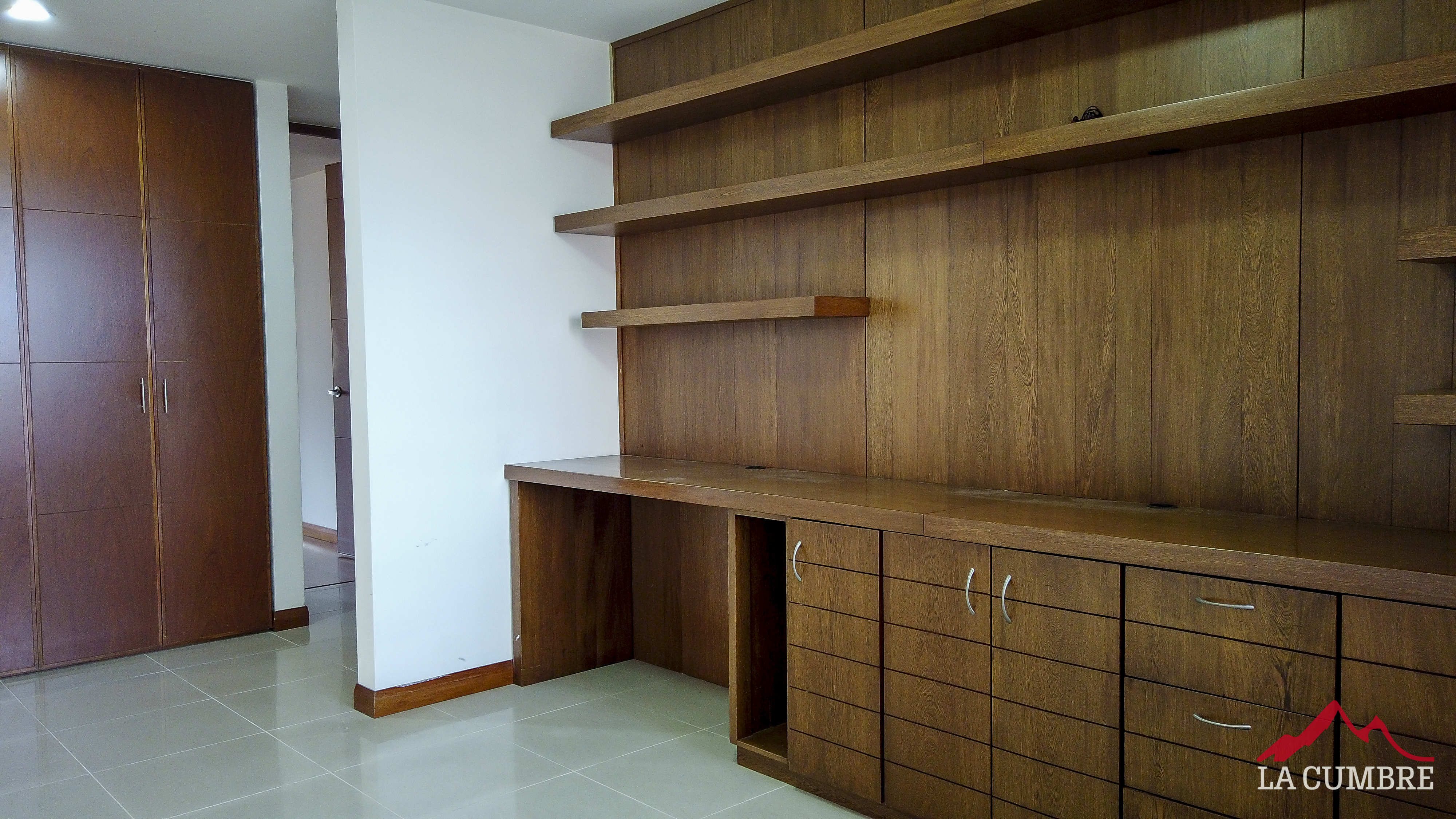 Apartamento en arriendo en San Lucas, Medellín · foto 11 de 15