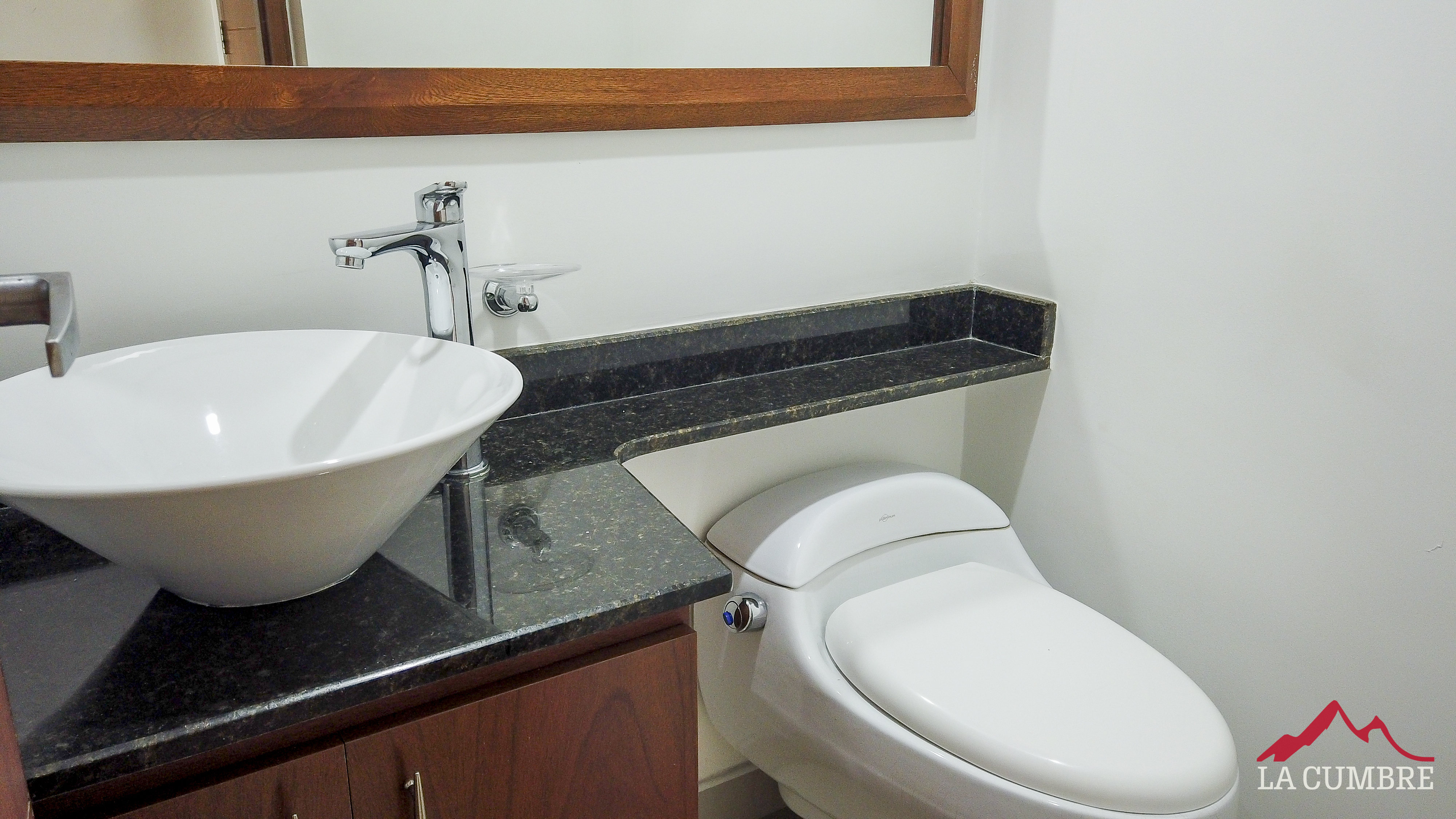 Apartamento en arriendo en San Lucas, Medellín · foto 12 de 15