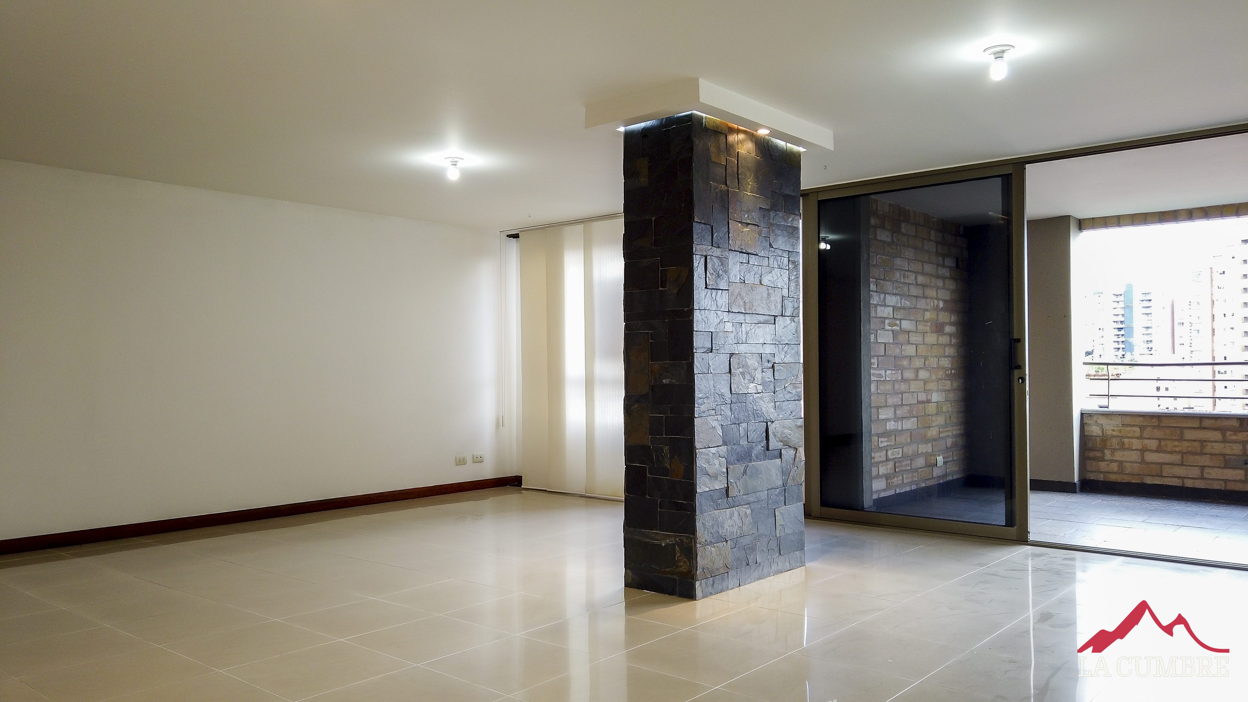 Apartamento en arriendo en San Lucas, Medellín · foto 3 de 15
