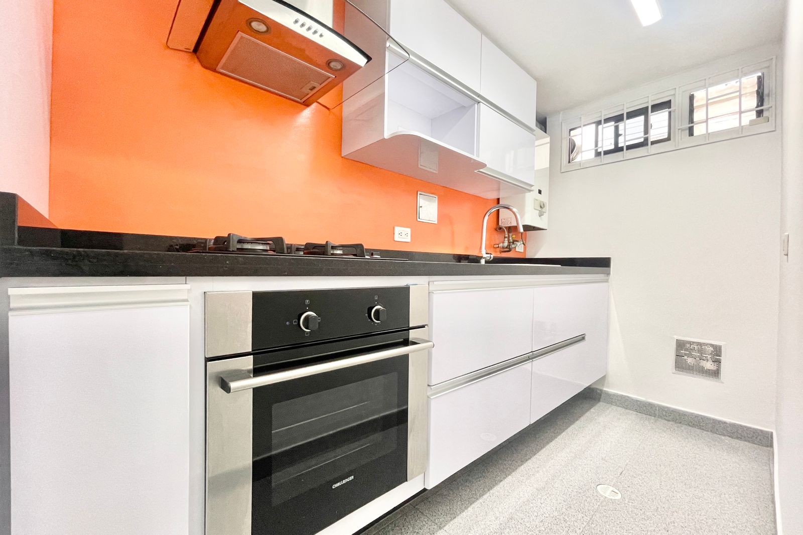 Apartamento en venta en Santa Barbara, Bogotá · foto 3 de 12