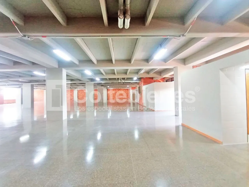Local en arriendo en Santa Fe, Medellín, 193 m² · foto 2 de 12