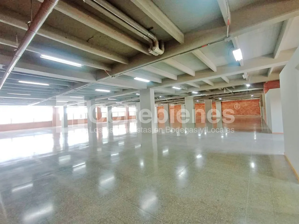 Local en arriendo en Santa Fe, Medellín, 193 m² · foto 3 de 12