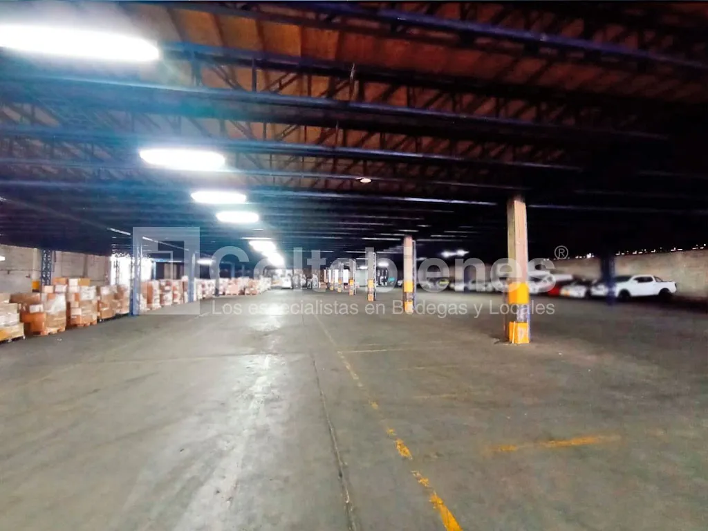 Bodega en venta en Centro, Itagüí · foto 16 de 24