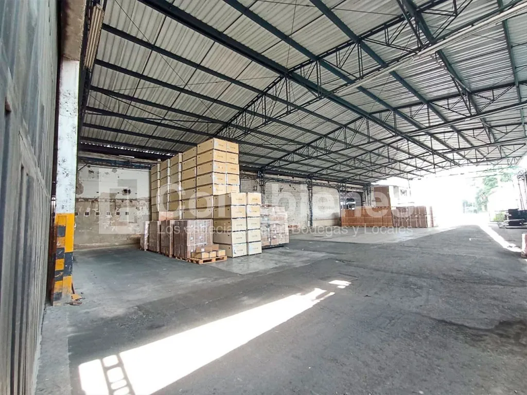 Bodega en venta en Centro, Itagüí · foto 23 de 24