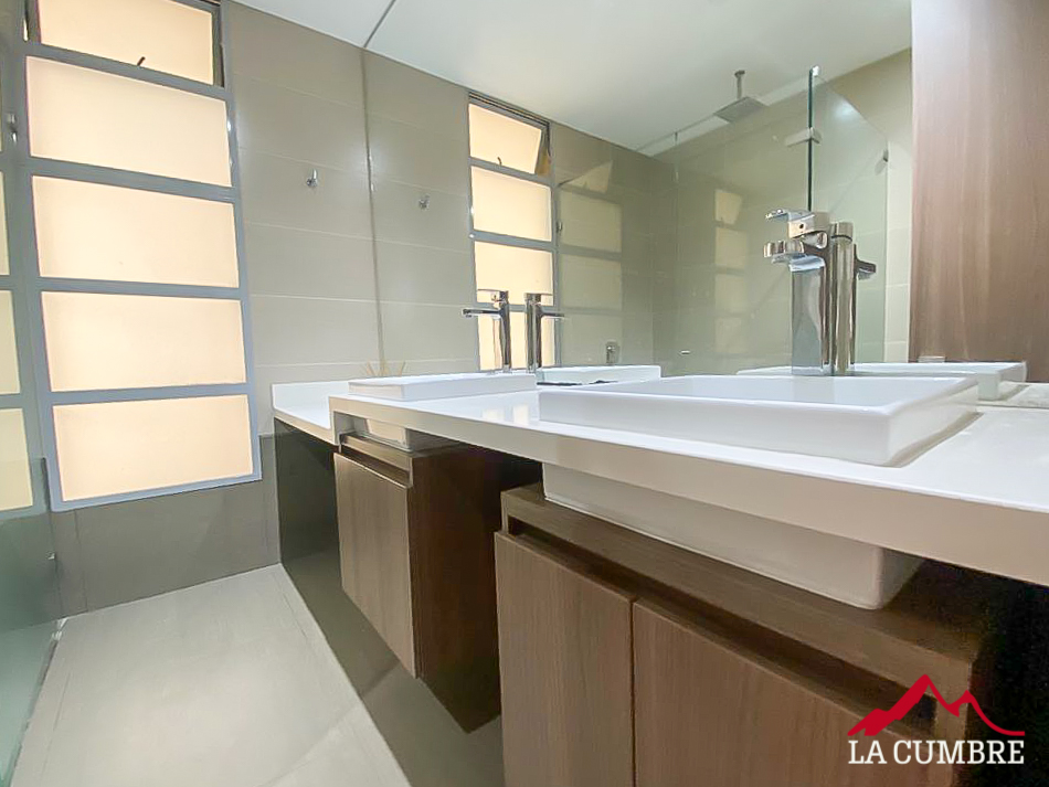 Apartamento en arriendo en Castropol, Medellín · foto 10 de 10