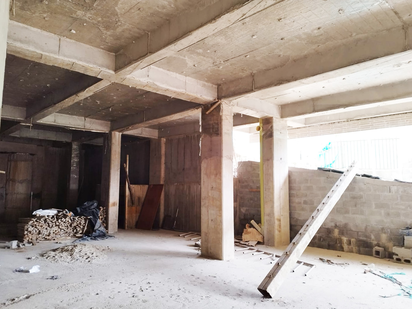 Local en arriendo en El Tesoro, Medellín, 341 m² · foto 6 de 15