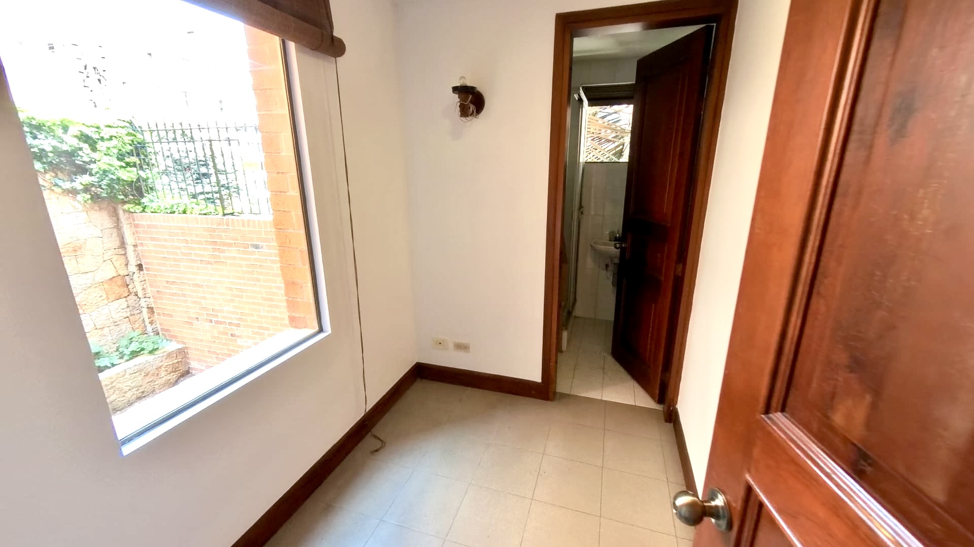 Apartamento de 3 alcobas en venta en Los Rosales, Bogotá, 156 m² · foto 13 de 18