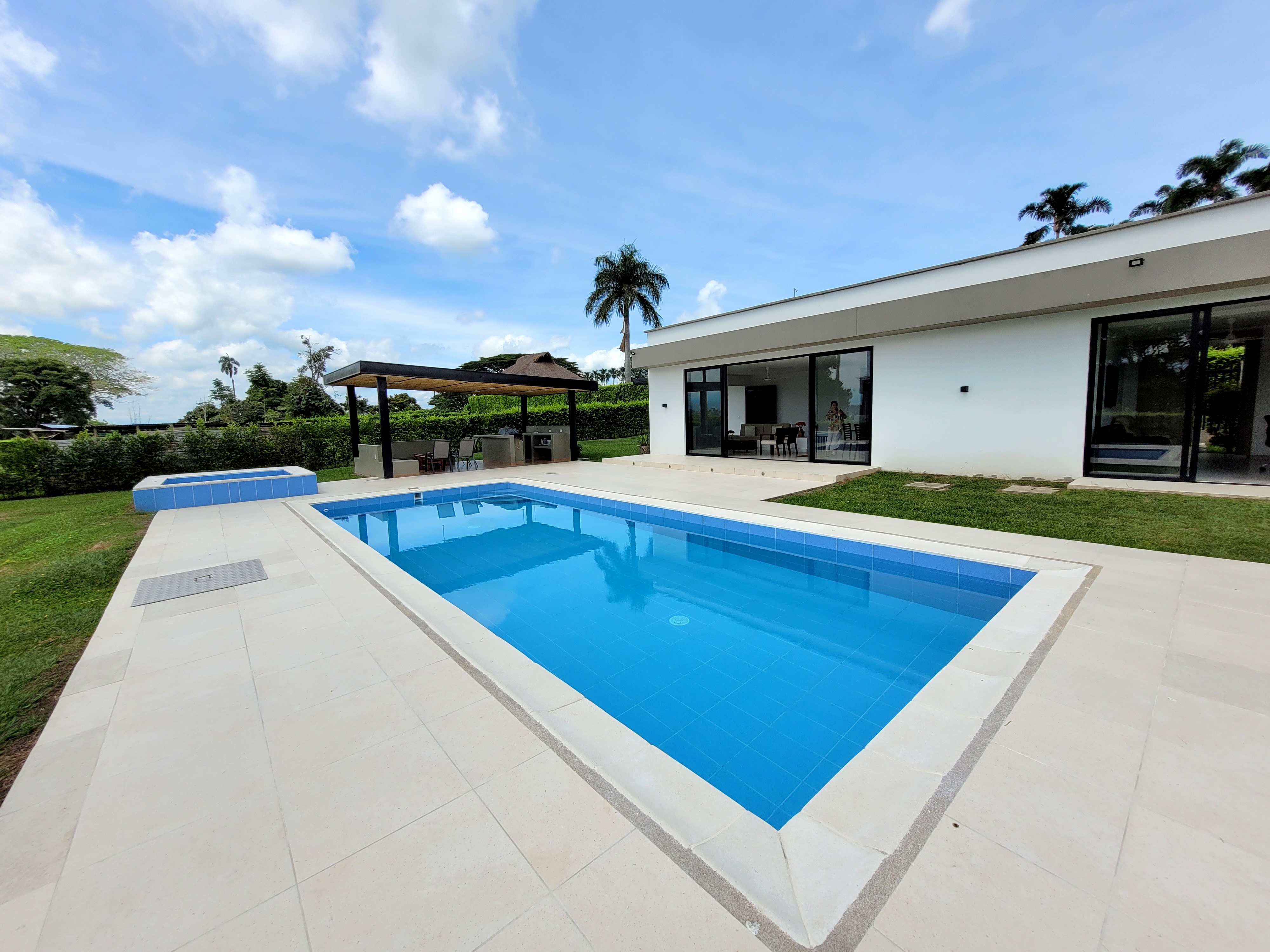 Casa en venta en Cerritos, Pereira · foto 3 de 24