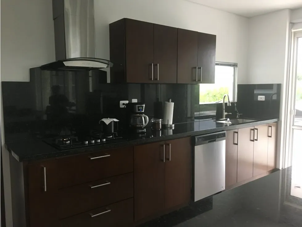 Casa de 3 alcobas en venta en Via El Eden, Armenia, 700 m² · foto 3 de 24