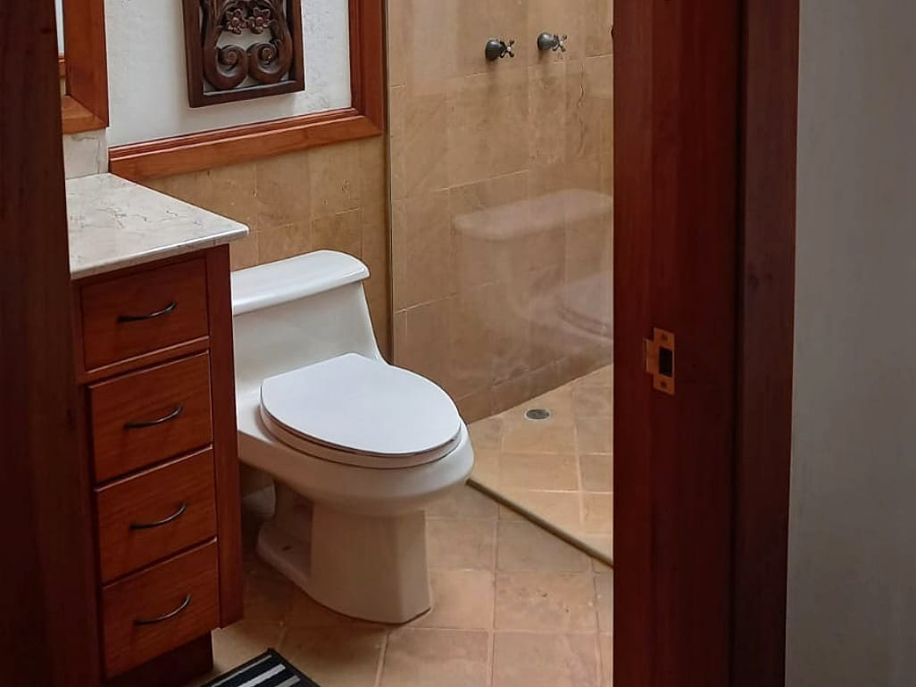 Casa de 4 alcobas en venta en Gualanday, Rionegro, 270 m² · foto 5 de 16