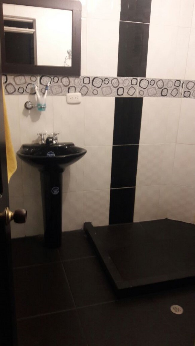 Casa de 4 alcobas en venta en Torre Fuente De Los Rosales, Ibagué, 180 m² · foto 10 de 11