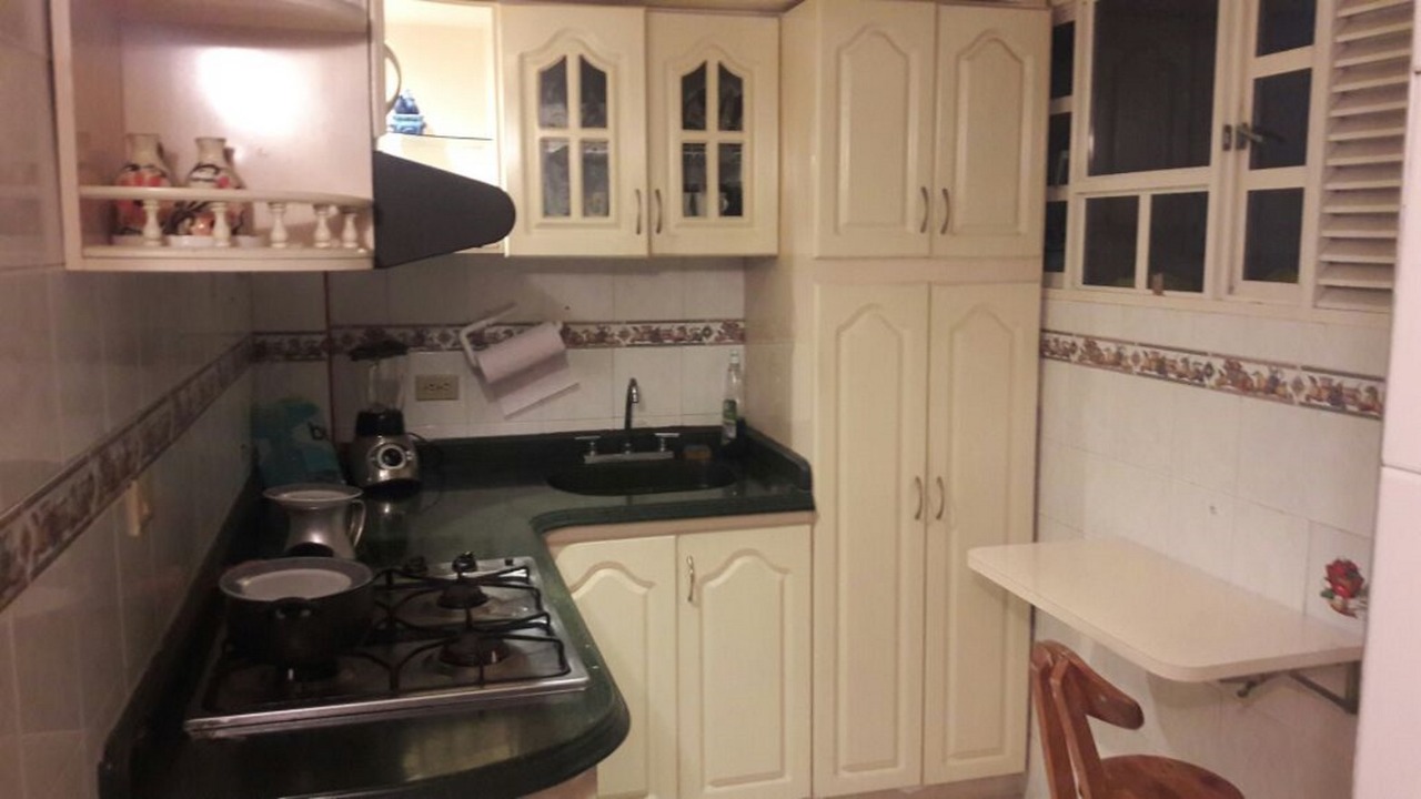 Casa de 4 alcobas en venta en Torre Fuente De Los Rosales, Ibagué, 180 m² · foto 4 de 11