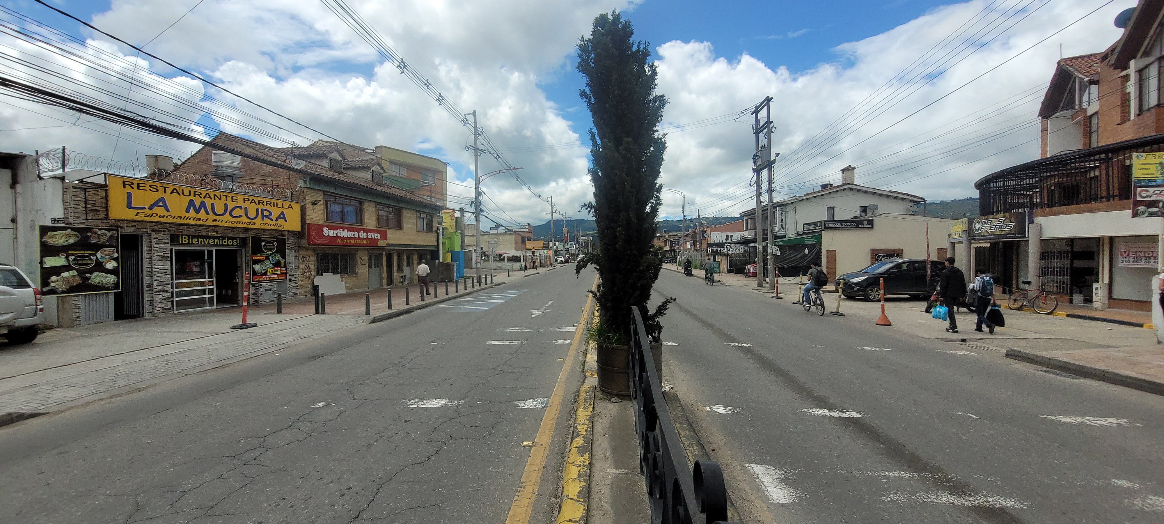 Casa de 3 alcobas en venta en Laura Vicuña, Chía, 550 m² · foto 1 de 13