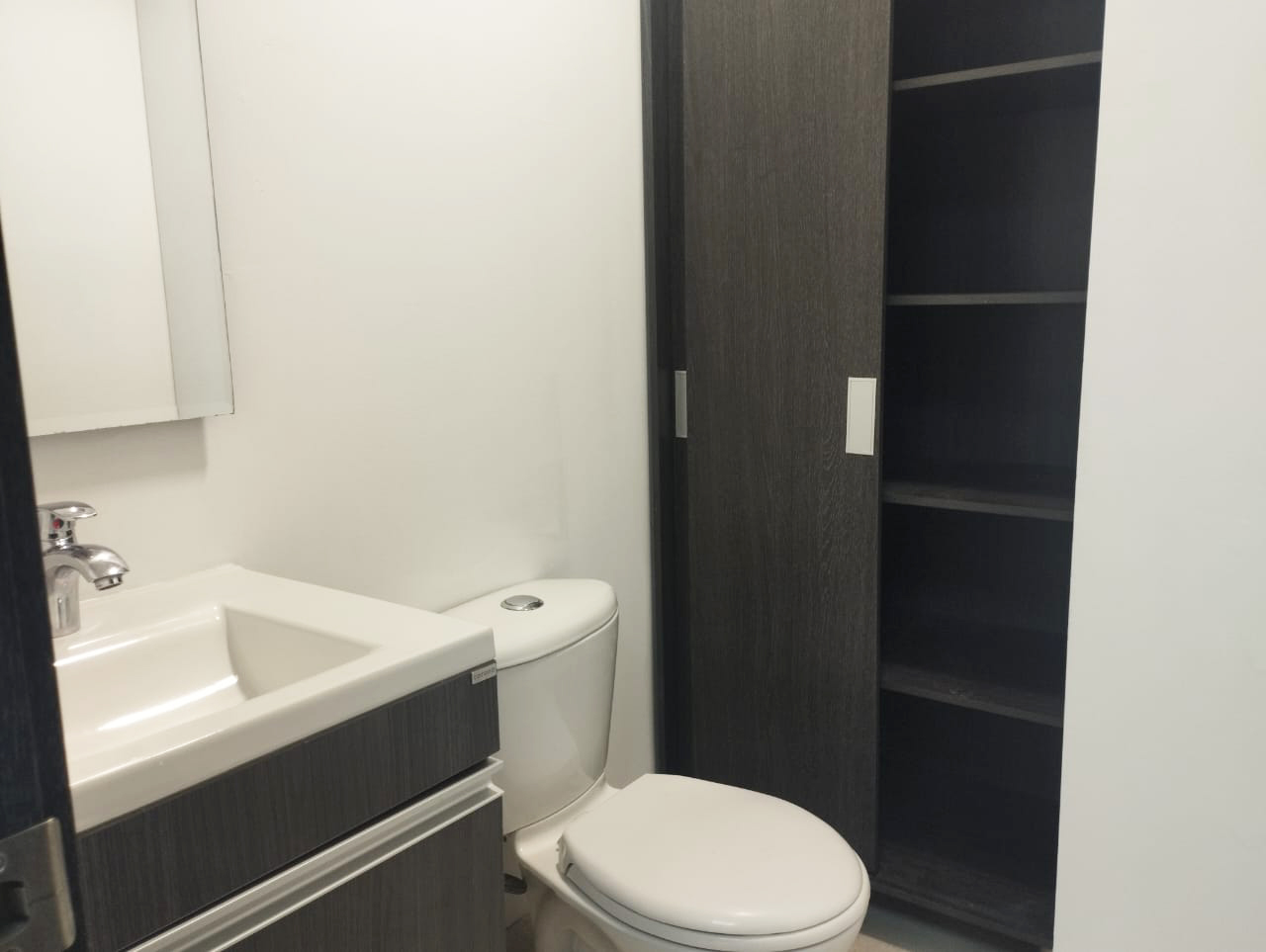 Consultorio en arriendo en San Diego, Medellín, 43 m² · foto 11 de 11