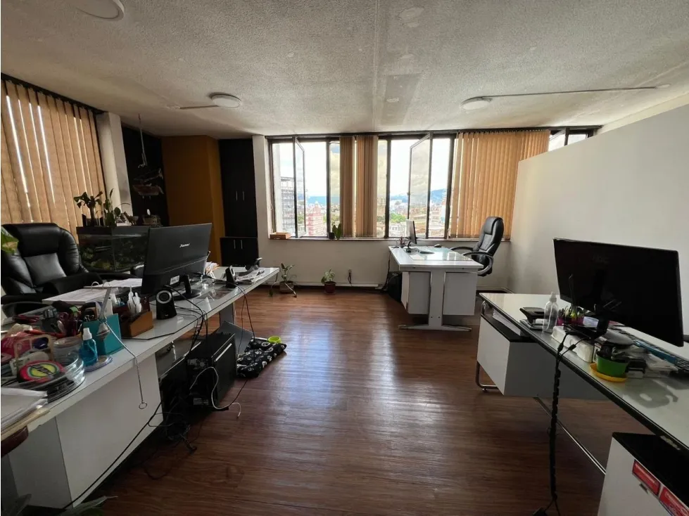 Oficina en venta en Centro, Armenia, 95 m² · foto 13 de 22