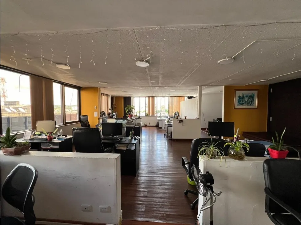 Oficina en venta en Centro, Armenia, 95 m² · foto 3 de 22