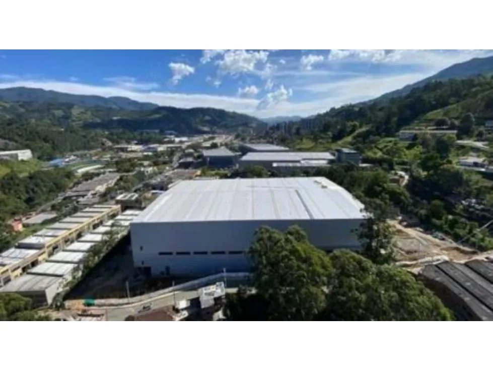 Bodega en arriendo en Poblado Del Sur, La Estrella · foto 3 de 4
