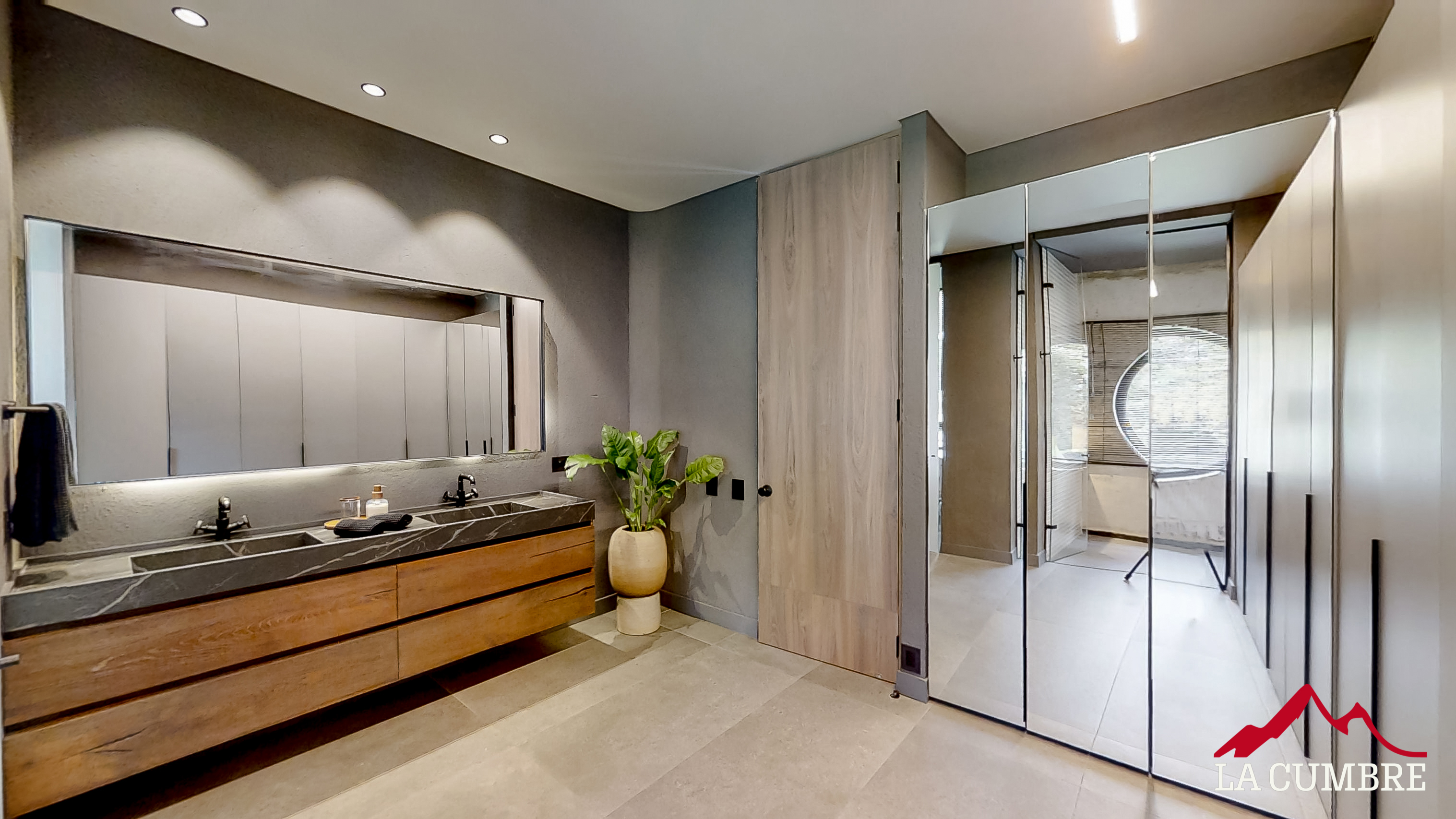 Apartamento en arriendo en Los Naranjos, Medellín · foto 4 de 12