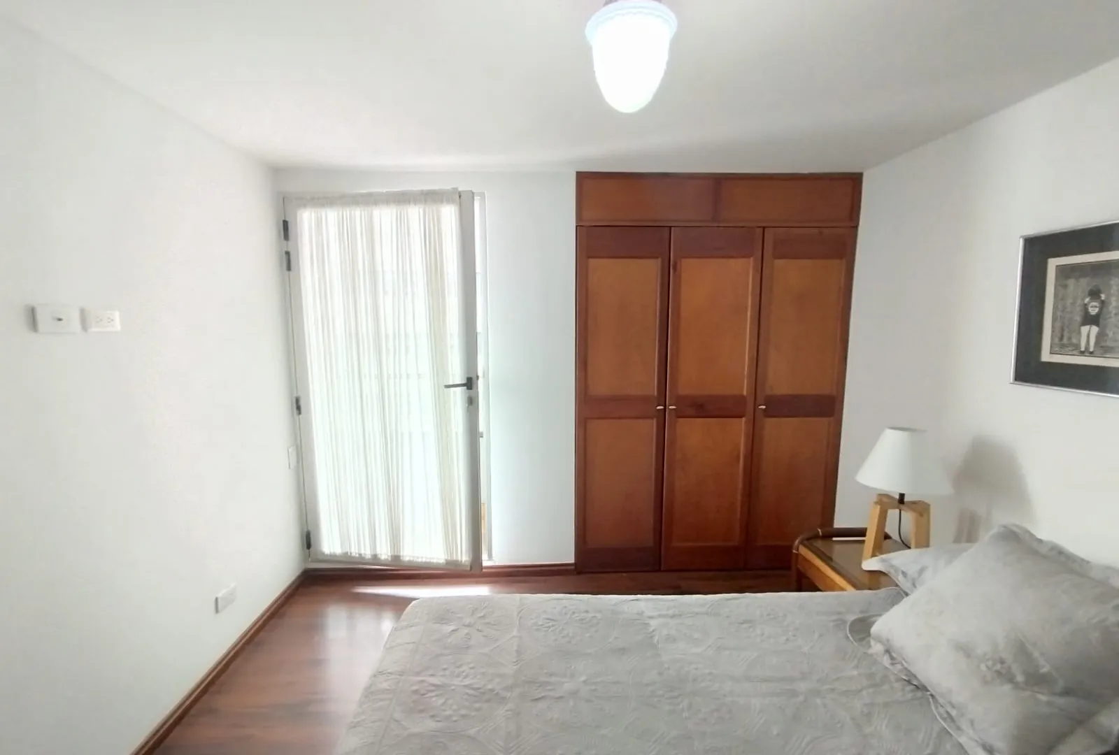 Apartamento de 2 alcobas en arriendo en El Poblado, Medellín, 128 m² · foto 19 de 20