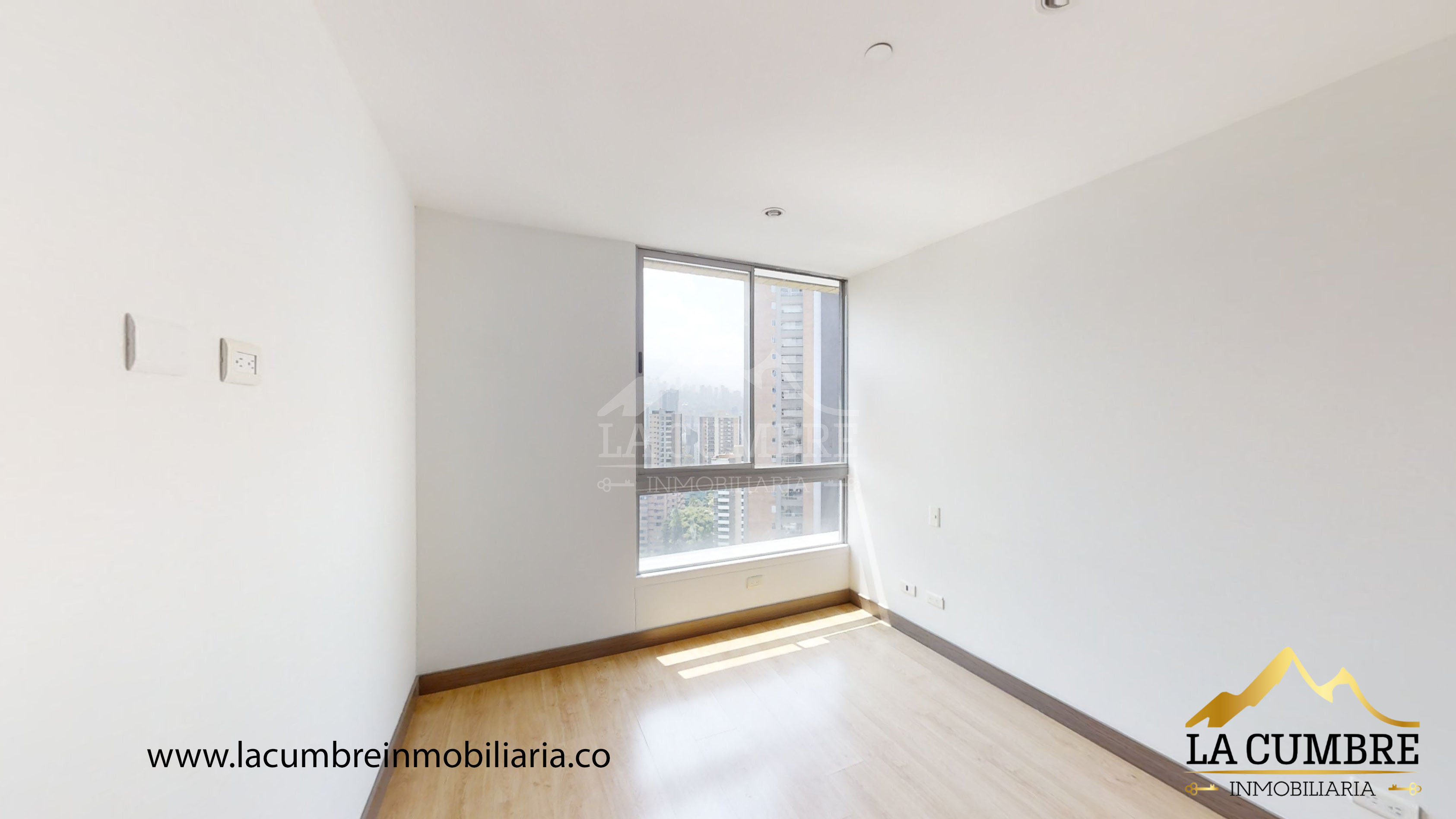 Apartamento de 3 alcobas en arriendo en Castropol, Medellín, 108 m² · foto 9 de 14