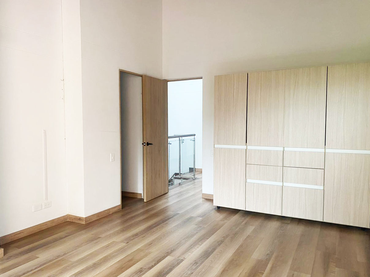 Casa de 3 alcobas en venta en Loma El Atravesado, Envigado, 145 m² · foto 8 de 19