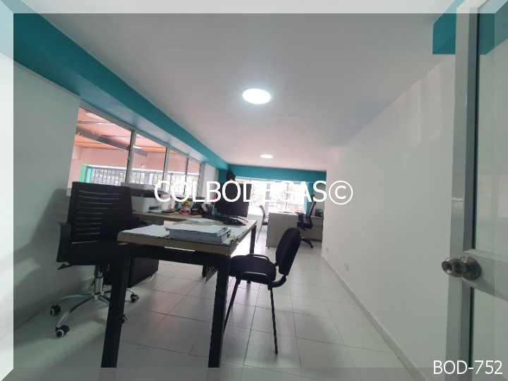 Bodega en venta en Romelia Alta, Dosquebradas, 900 m² · foto 14 de 24