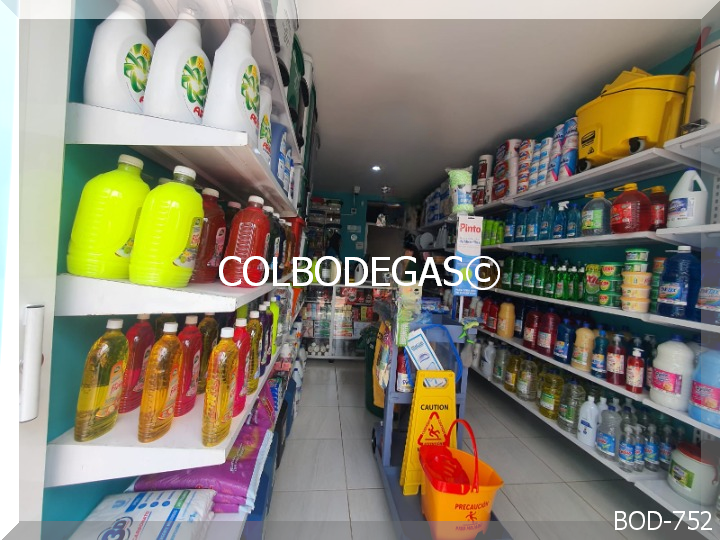Bodega en venta en Romelia Alta, Dosquebradas, 900 m² · foto 20 de 24