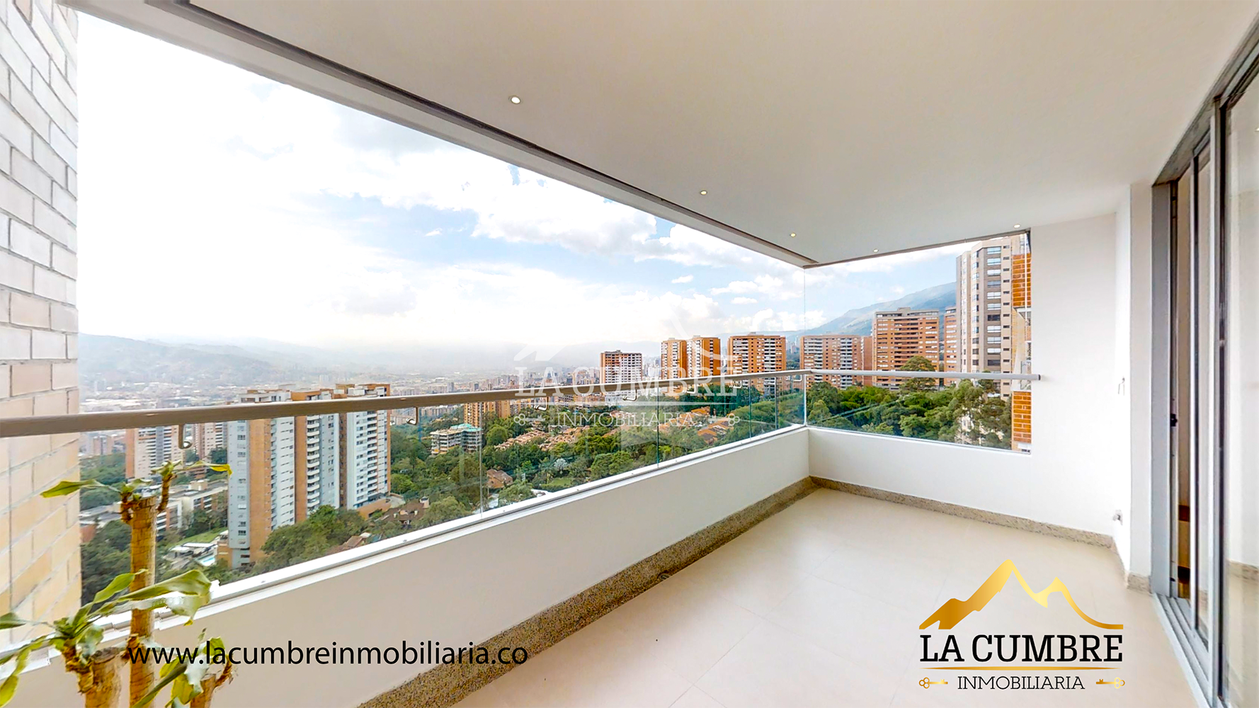 Apartamento de 3 alcobas en arriendo en Loma De Las Brujas, Envigado, 130 m² · foto 8 de 16