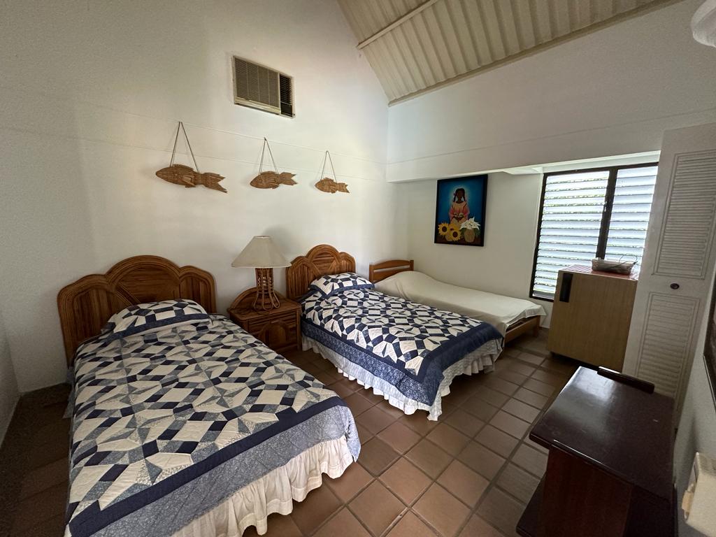 Casa de 4 alcobas en venta en Ricaurte, 185 m² · foto 6 de 24