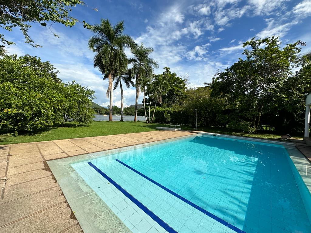 Casa de 4 alcobas en venta en Ricaurte, 185 m² · foto 17 de 24