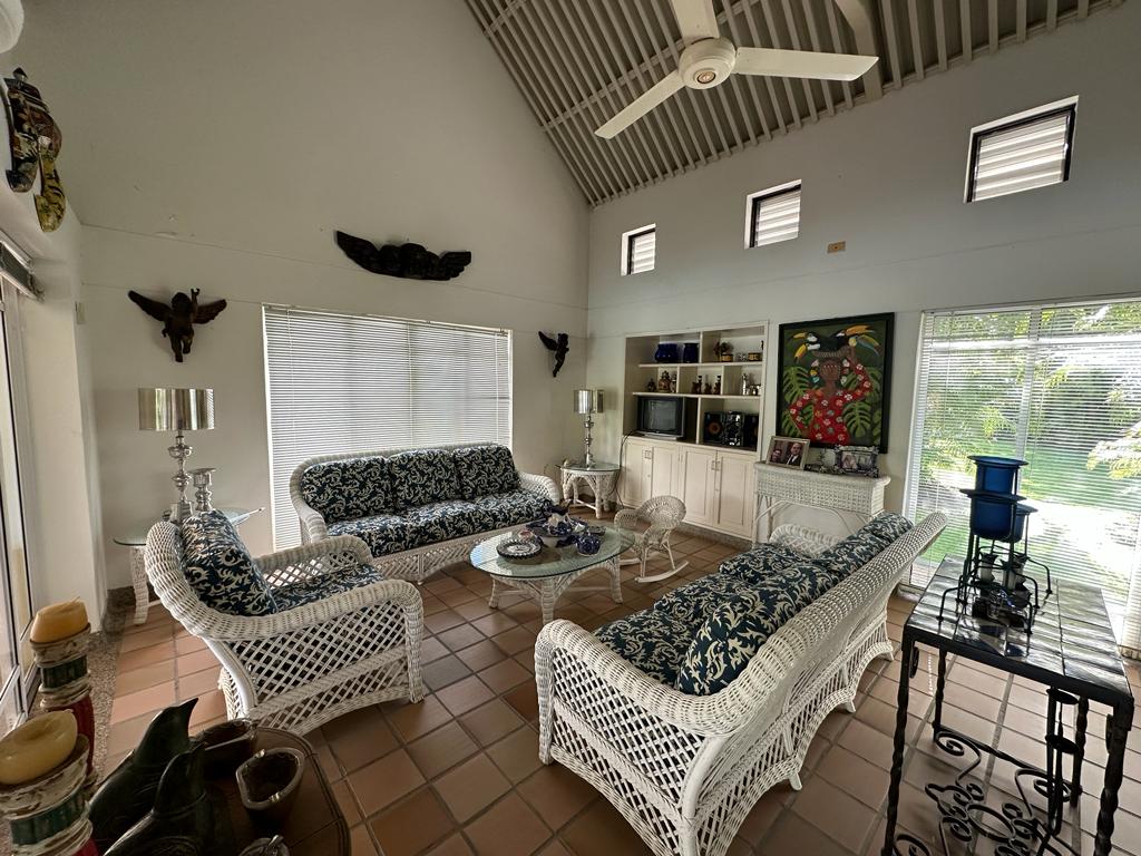 Casa de 4 alcobas en venta en Ricaurte, 185 m² · foto 5 de 24