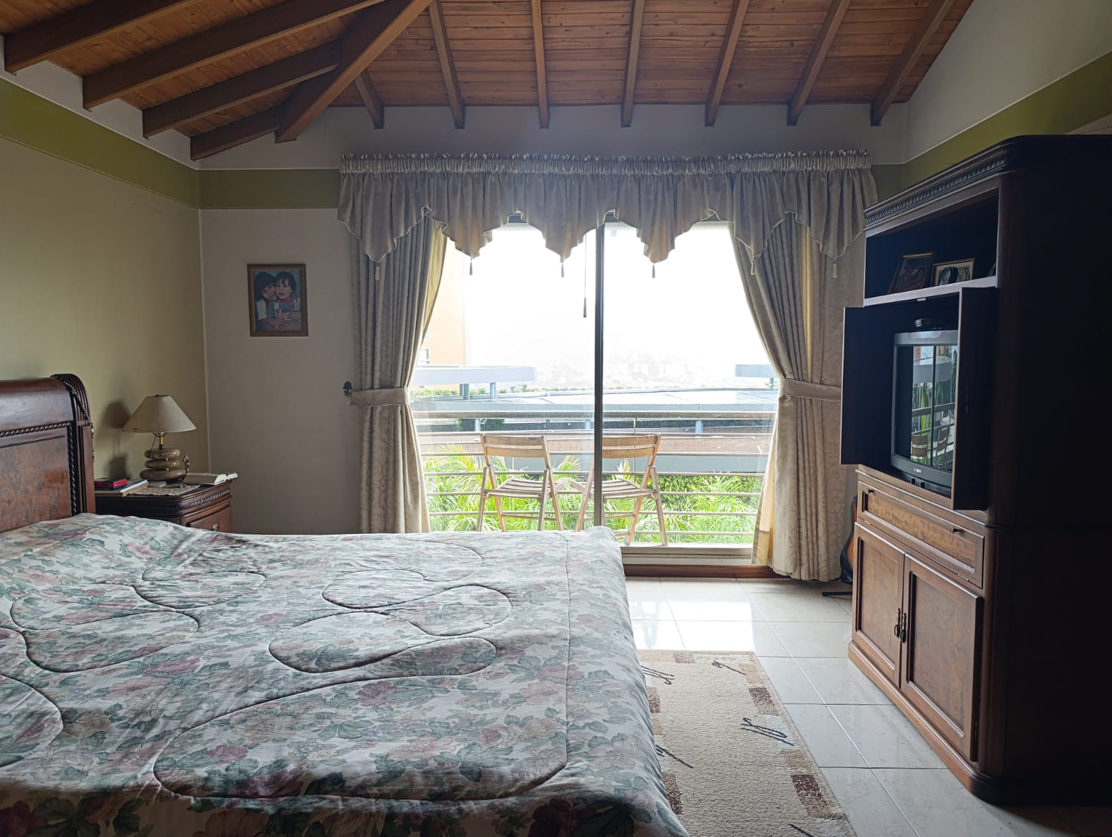 Casa de 3 alcobas en venta en La Calera, Medellín, 345 m² · foto 14 de 19