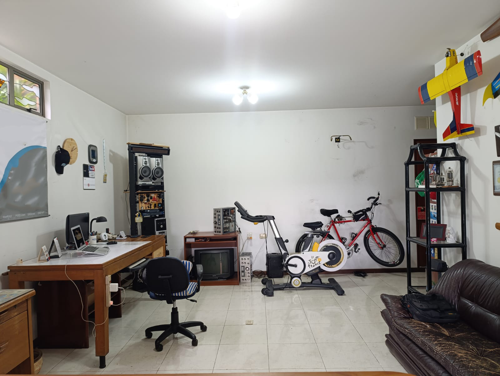 Casa de 3 alcobas en venta en La Calera, Medellín, 345 m² · foto 2 de 19