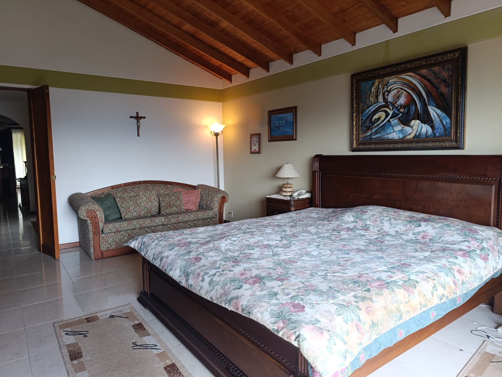 Casa de 3 alcobas en venta en La Calera, Medellín, 345 m² · foto 8 de 19
