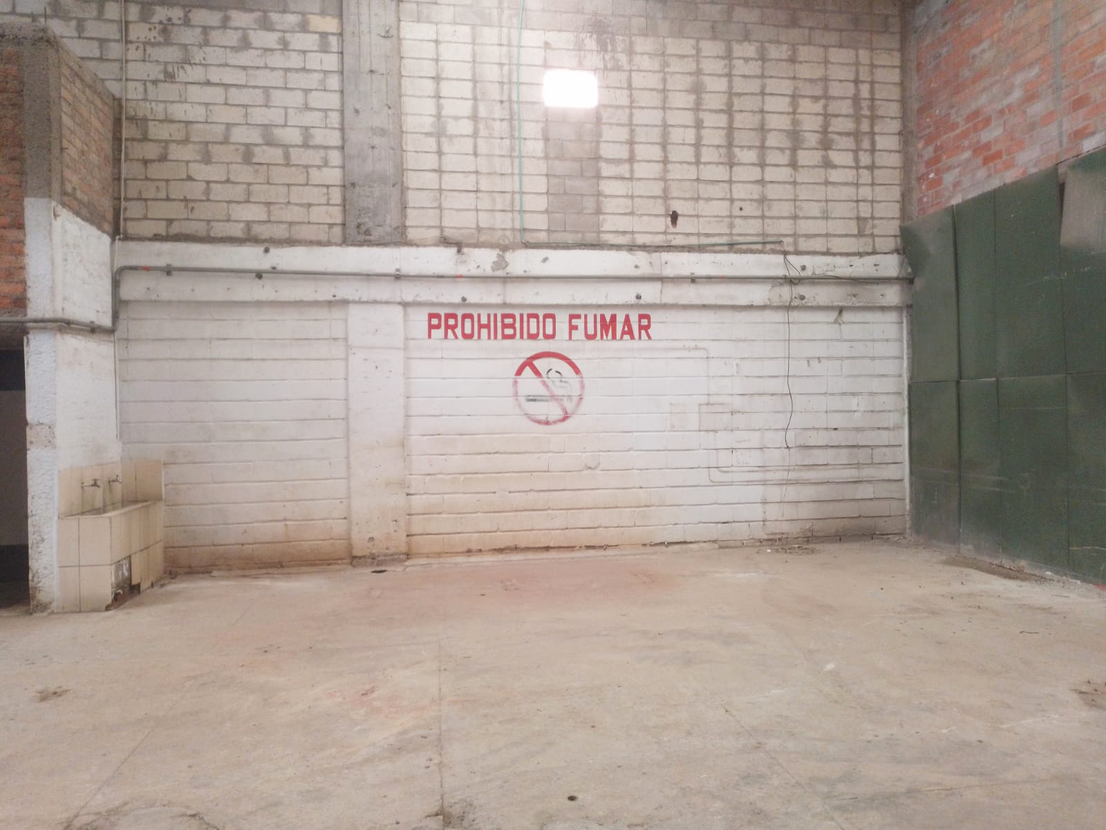 Bodega en arriendo en El Chagualo, Medellín, 240 m² · foto 5 de 16