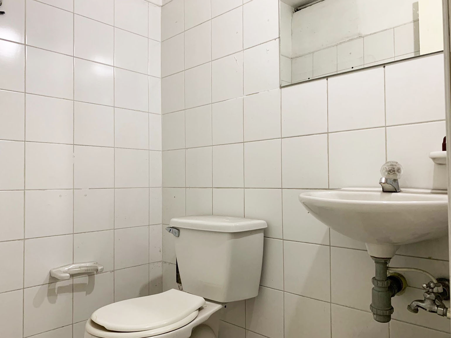 Local en arriendo en Colombia, Medellín, 61 m² · foto 11 de 11