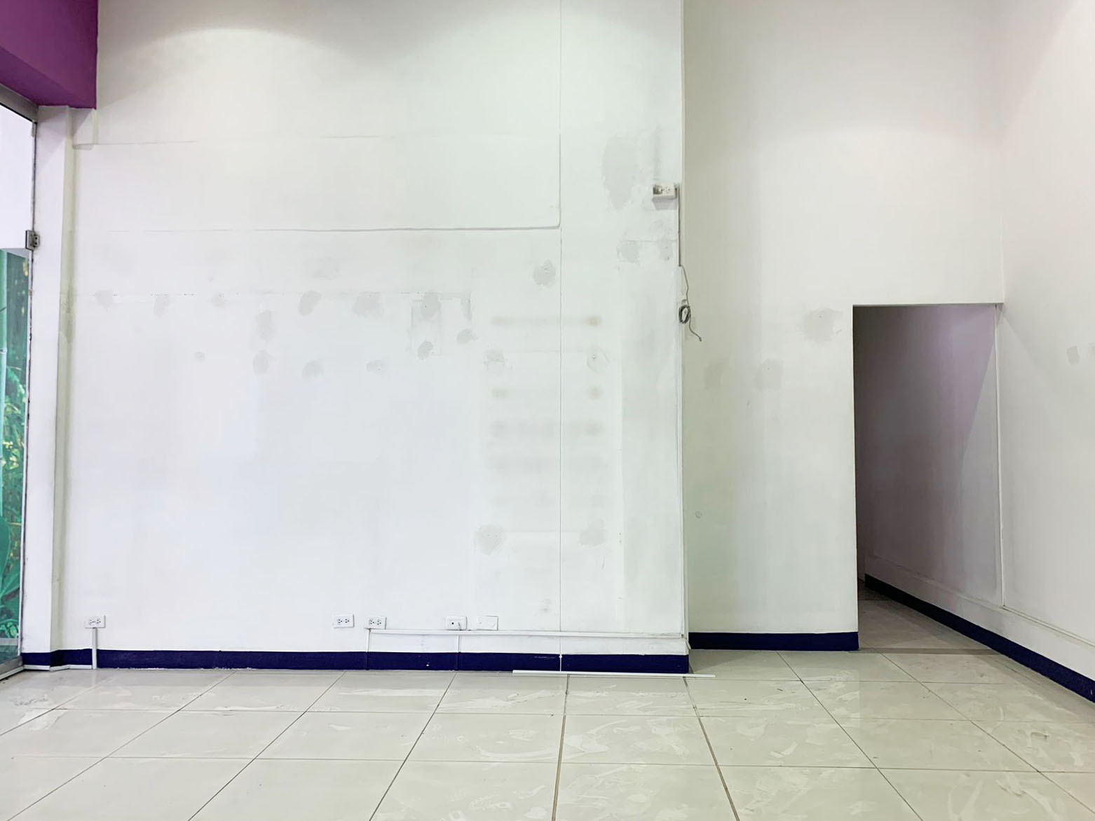 Local en arriendo en Colombia, Medellín, 61 m² · foto 6 de 11