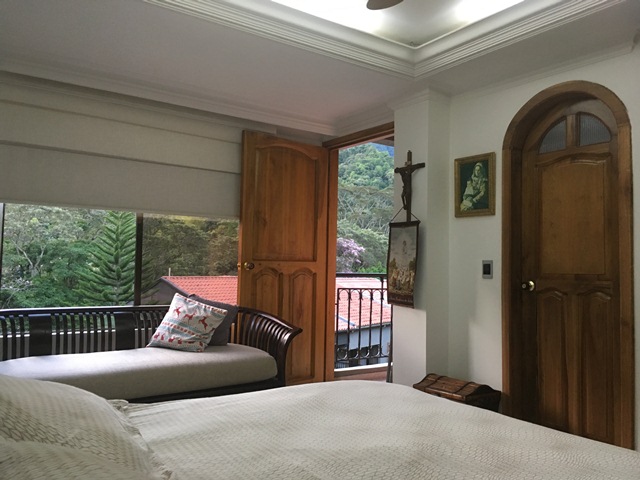 Casa de 5 alcobas en venta en El Carmen, Ibagué, 241 m² · foto 11 de 24