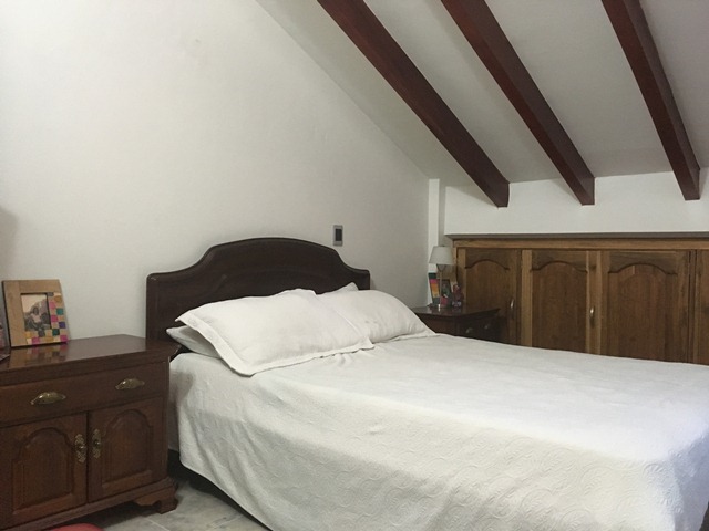 Casa de 5 alcobas en venta en El Carmen, Ibagué, 241 m² · foto 18 de 24