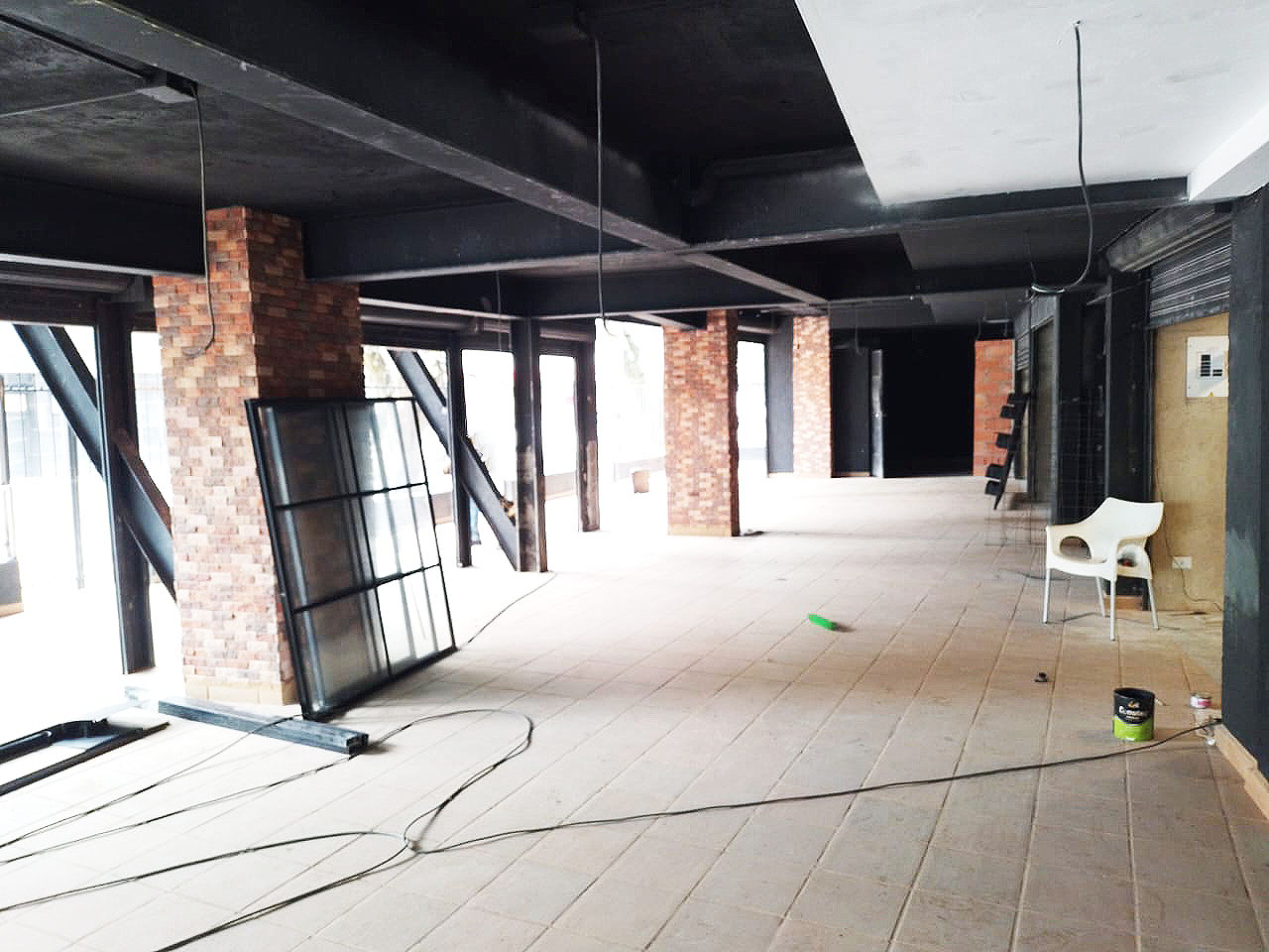 Local en arriendo en Laureles, Medellín, 300 m² · foto 2 de 10