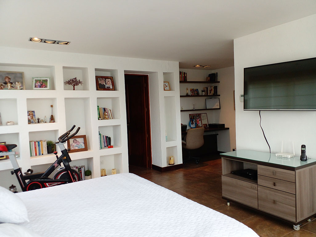 Casa de 3 alcobas en venta en Vía Las Palmas, Envigado, 249 m² · foto 10 de 20