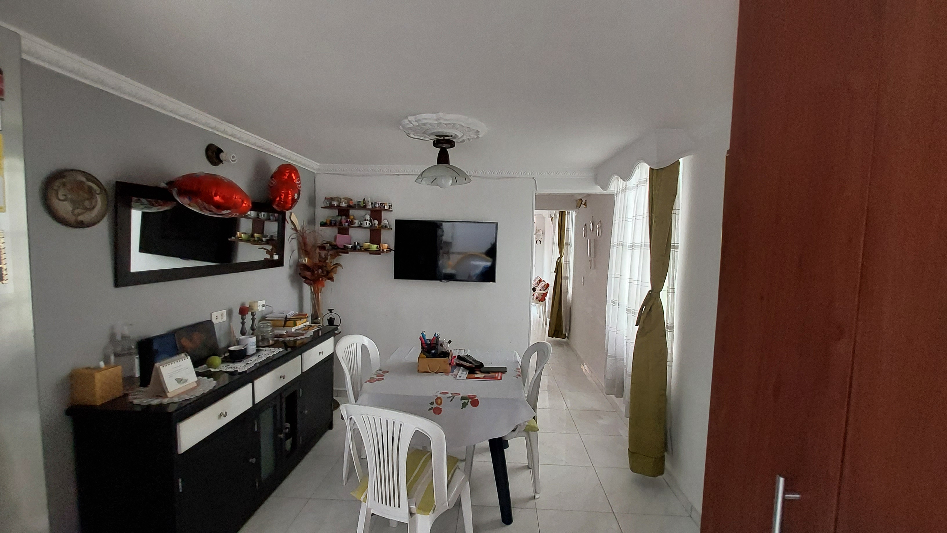 Casa en venta en Portales Del Norte, Bogotá · foto 7 de 24
