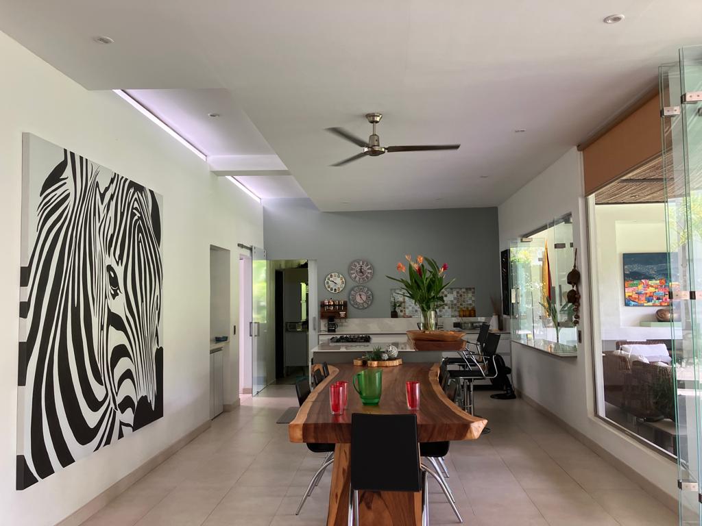 Casa de 3 alcobas en venta en Piamonte, Girardot, 350 m² · foto 2 de 24