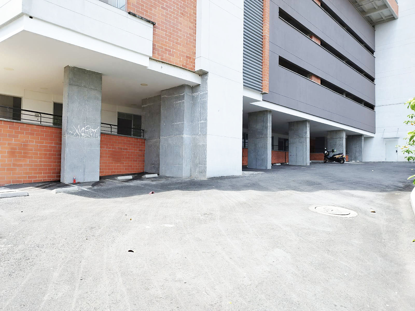 Local en arriendo en Las Antillas, Envigado, 200 m² · foto 19 de 20