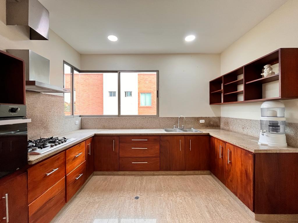 Casa de 5 alcobas en venta en Villa Campestre, Barranquilla, 477 m² · foto 15 de 24