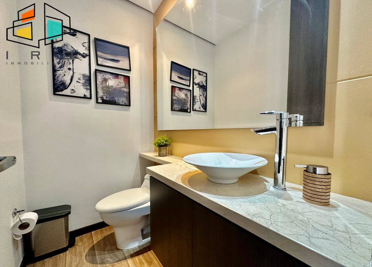 Apartamento en arriendo en El Poblado, Medellín · foto 9 de 24