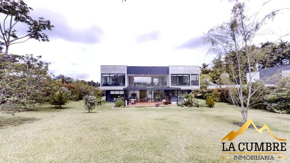 Casa de 4 alcobas en venta en Vía Las Palmas, Envigado, 396 m² · foto 6 de 9